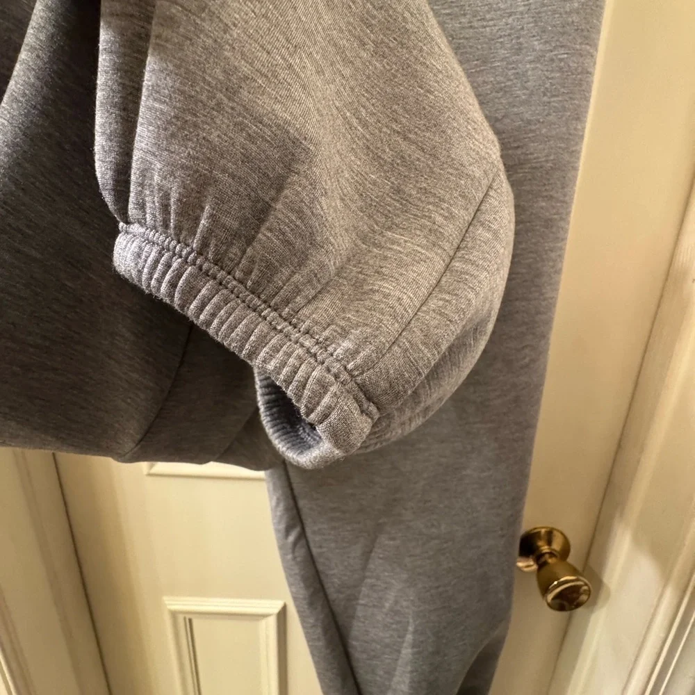 SPANX AirEssentials Gray Sweatpants -Size 3x - Picture 2 of 3